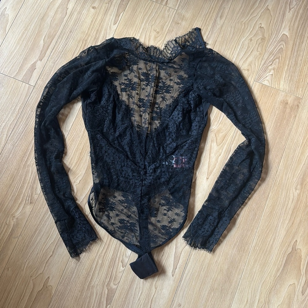 HUNKEMOLLER BLACK LACE BODYSUIT